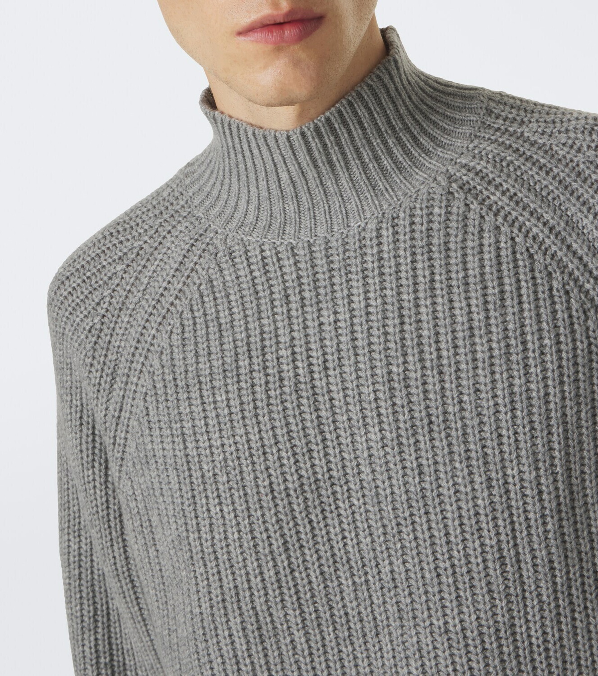 Allude Wool and cashmere turtleneck sweater