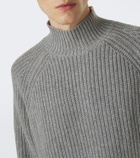 Allude Wool and cashmere turtleneck sweater