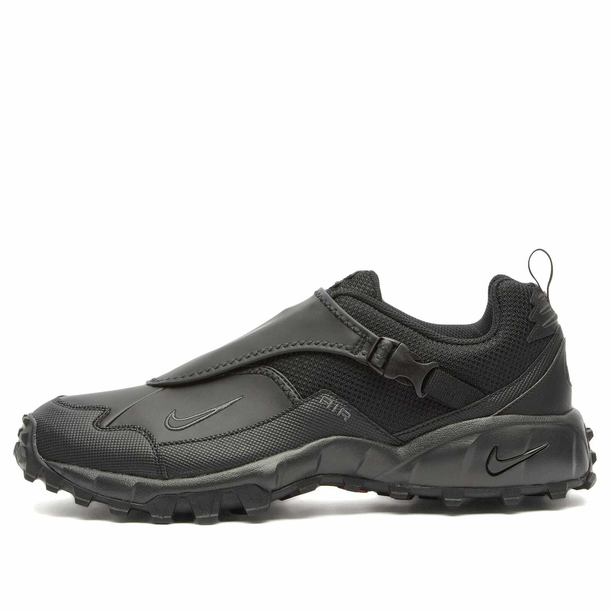 Nike Acg Phassad Sneaker in Black