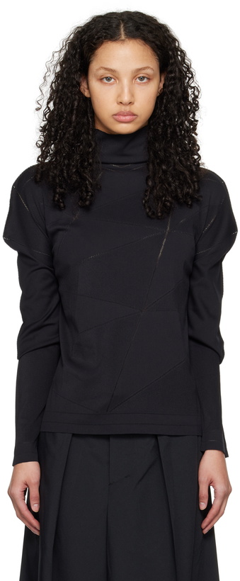 Photo: 132 5. ISSEY MIYAKE Black A-POC Turtleneck