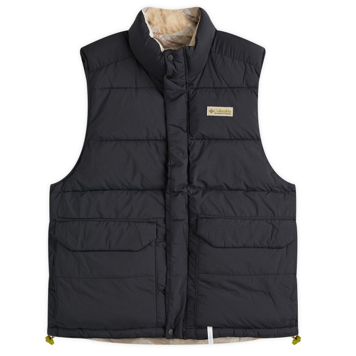 Photo: Columbia Men's Wallowa™ Reversible Vest in Black/Wallowa Mountains Print