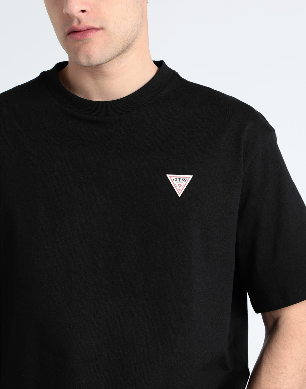 Guess Mens T-shirt in Black