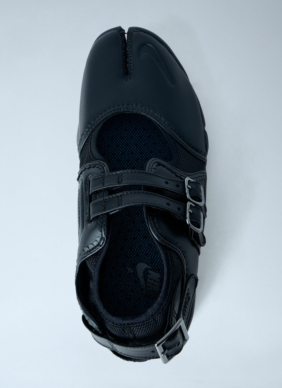 Nike Air Rift Breathe Sneakers