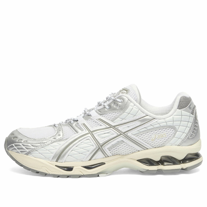 Photo: Asics Gel-Nimbus 10.1 Sneakers in White/Airy Blue
