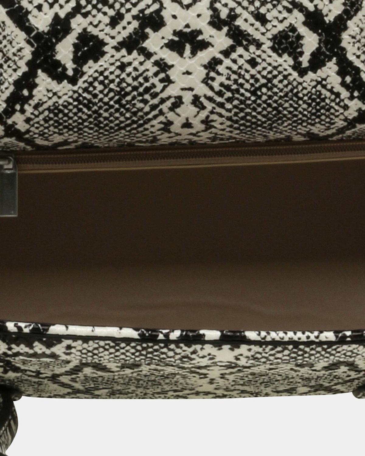 Steve Madden Bhex-E Bag in Black