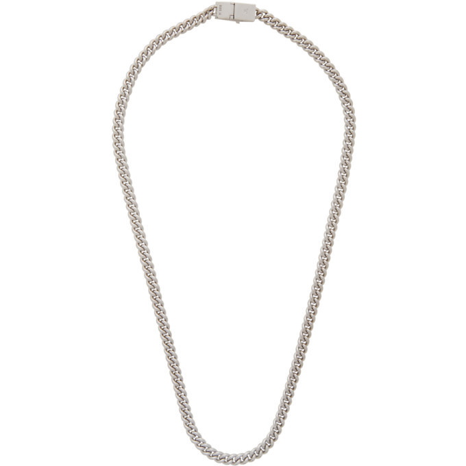 Photo: Tom Wood Silver Thin Rounded Curb Necklace