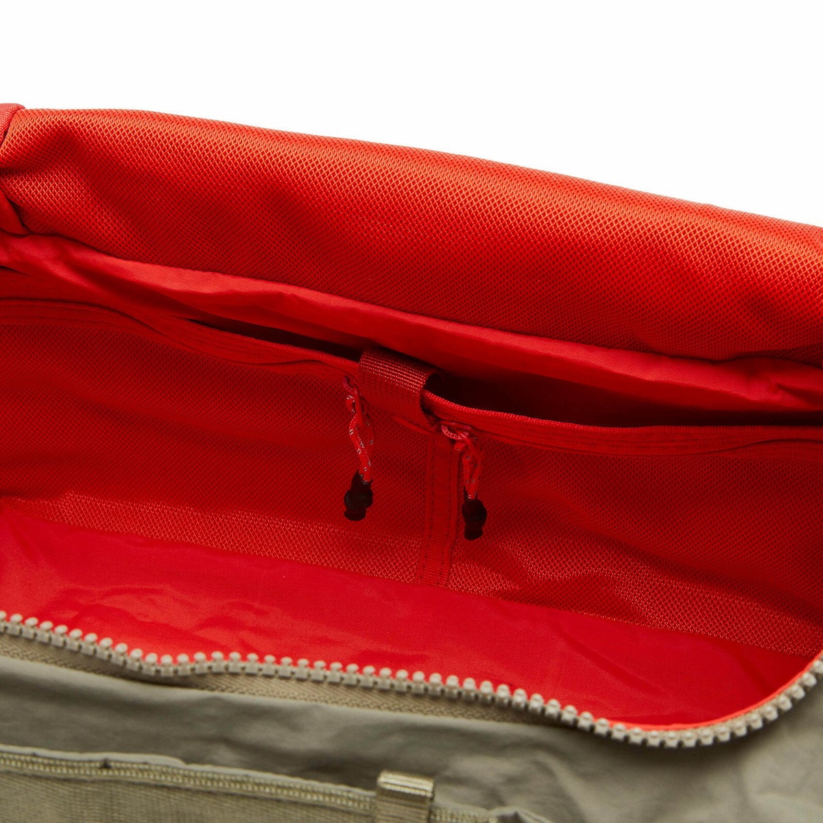 Topologie Summit Duffle Small in Moss 