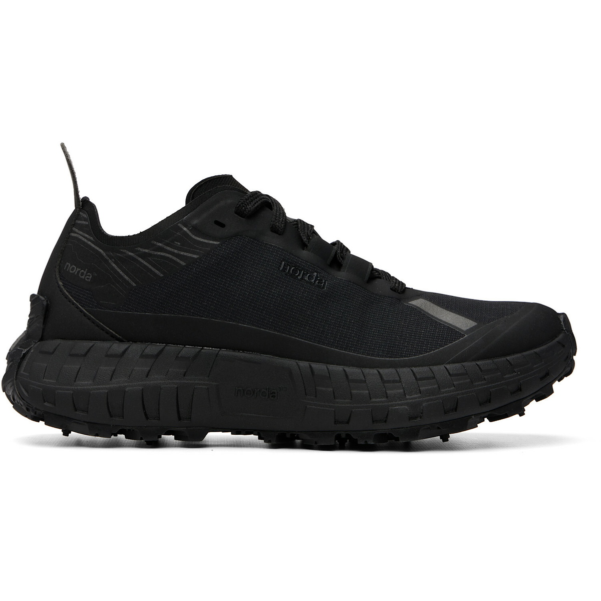 Norda Black 001A Sneakers