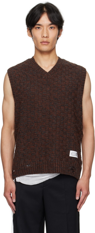Photo: MM6 Maison Margiela Brown V-Neck Sweater Vest