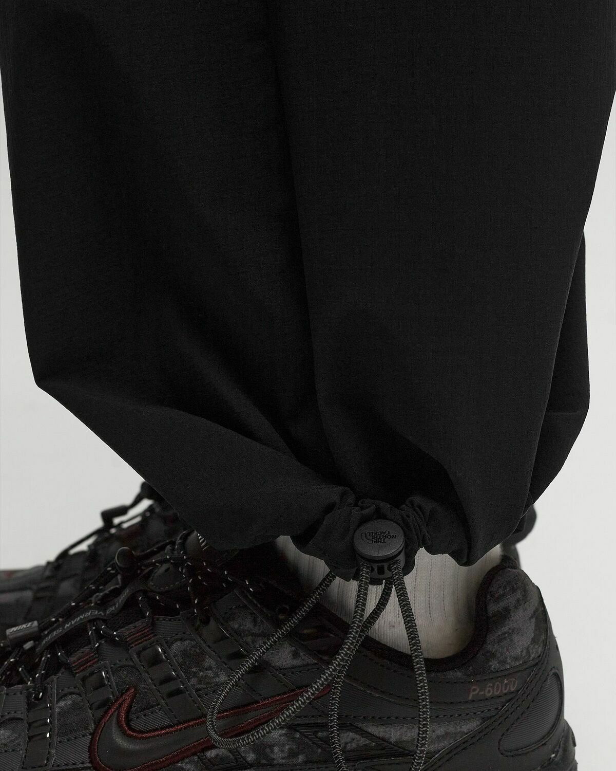 The North Face WOVEN PANT Black Womens Casual Pant The North