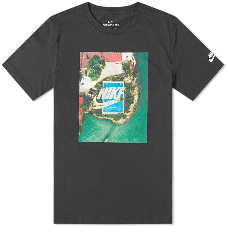 Photo: Nike Beach Tee