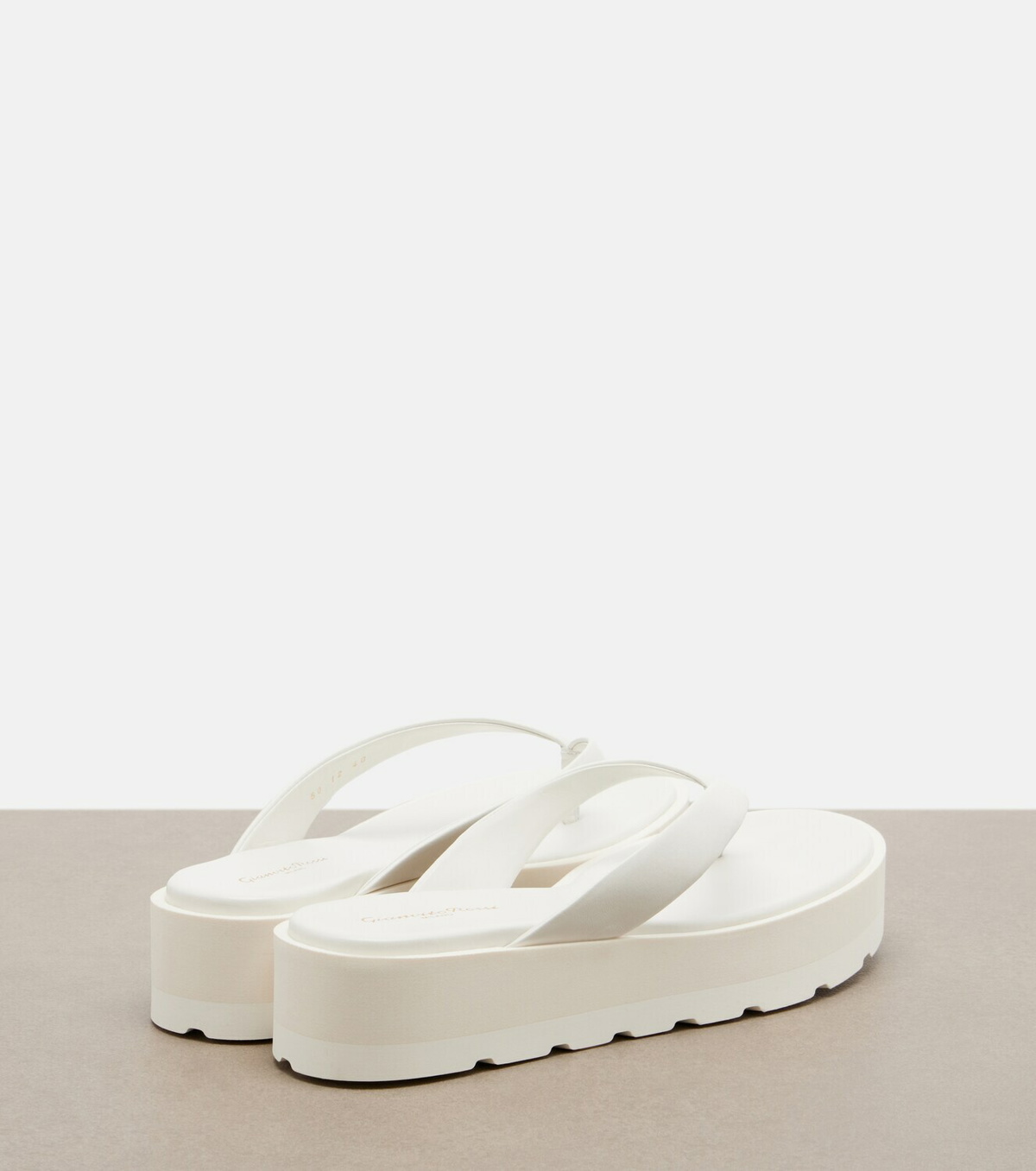 Gianvito Rossi Leather platform thong sandals