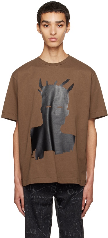 Photo: Études Brown Jean-Michel Basquiat Edition Wonder Self-Portrait T-Shirt