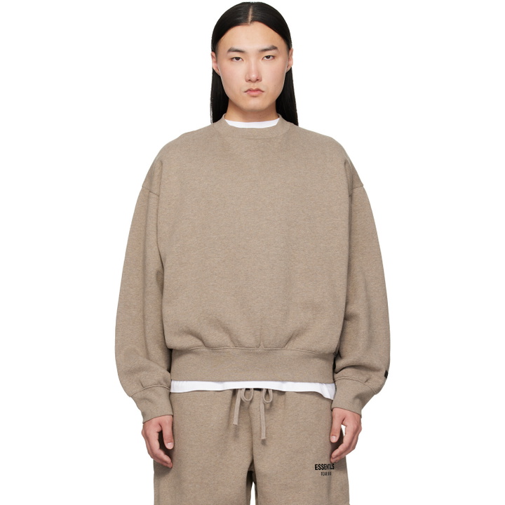 Photo: Fear of God ESSENTIALS Beige Classic Crewneck Sweatshirt