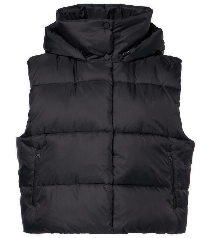 Photo: Alo Yoga Gold Rush puffer vest
