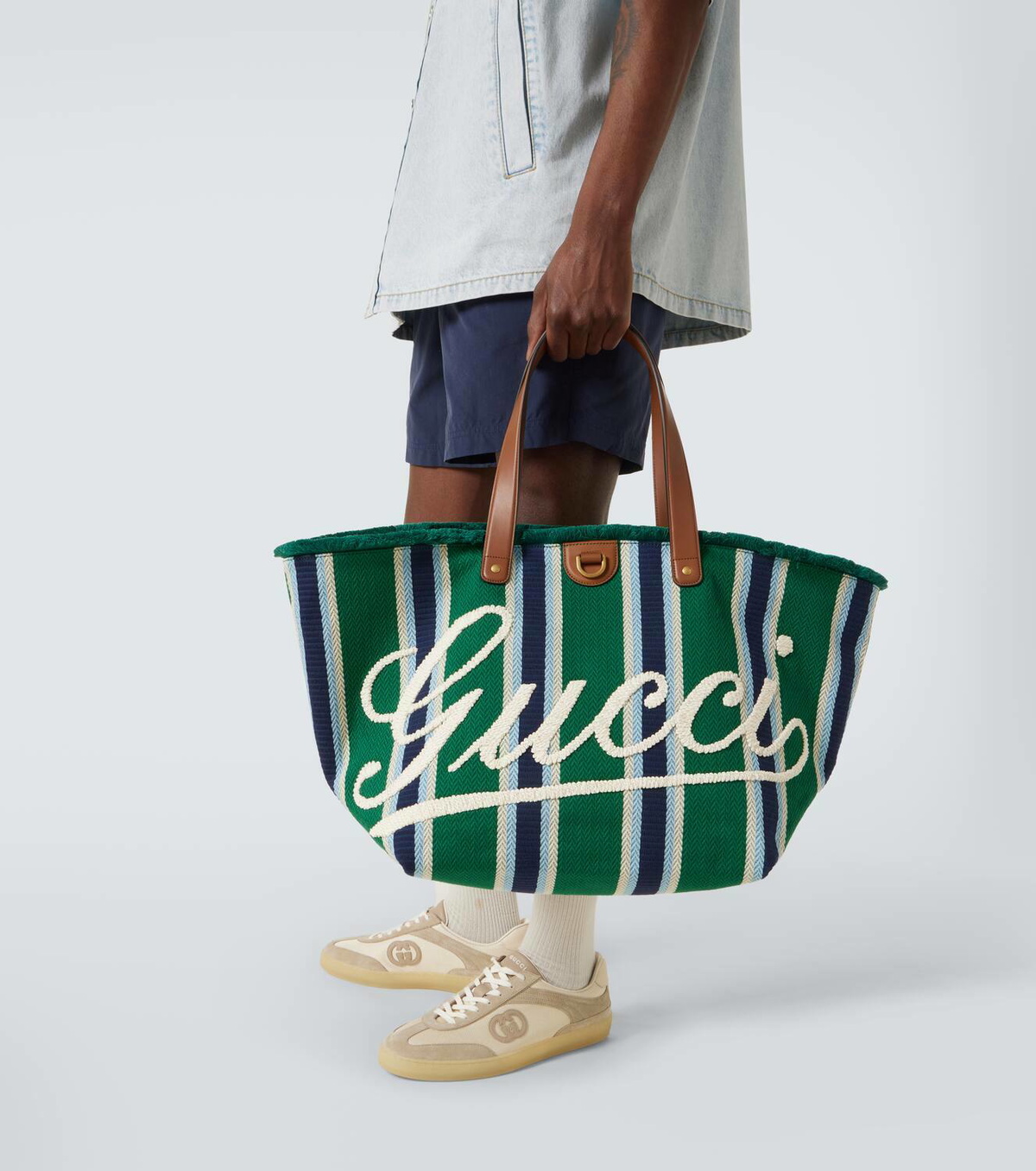 Gucci Large logo embroidered tote bag Gucci