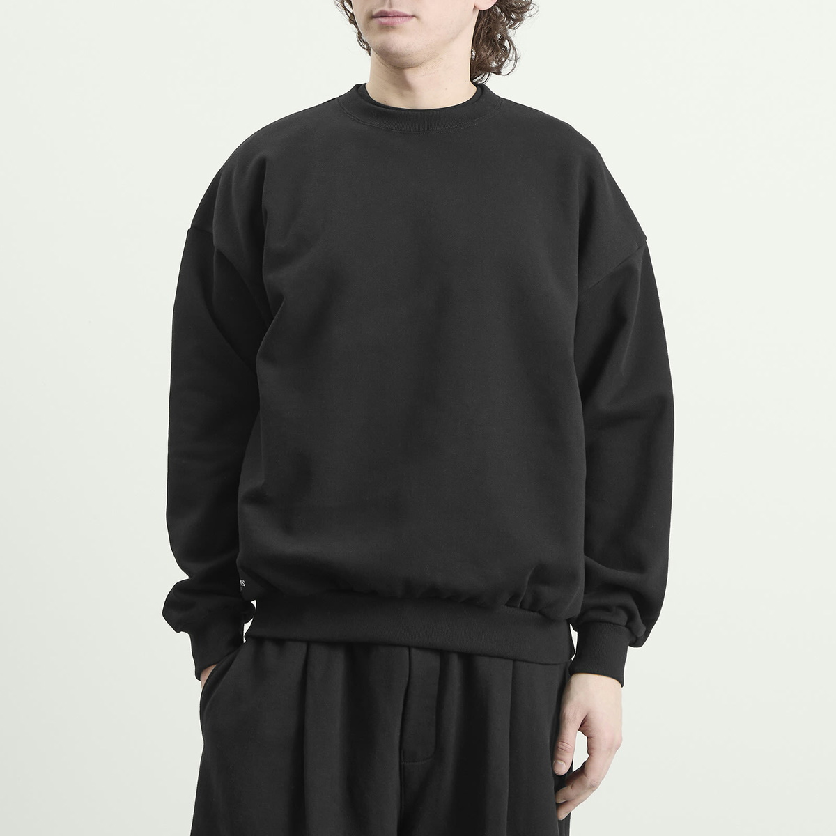 WTAPS Men's Identity Sweatshirt in Black
