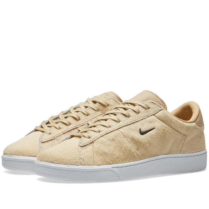 Photo: Nike Tennis Classic CS LX