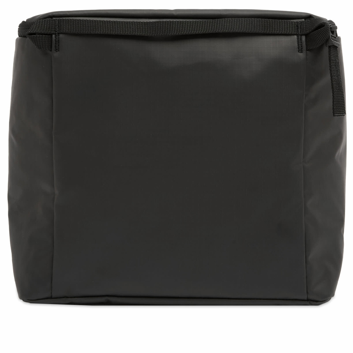 Db Journey Essential Washbag - Medium in Black Out 