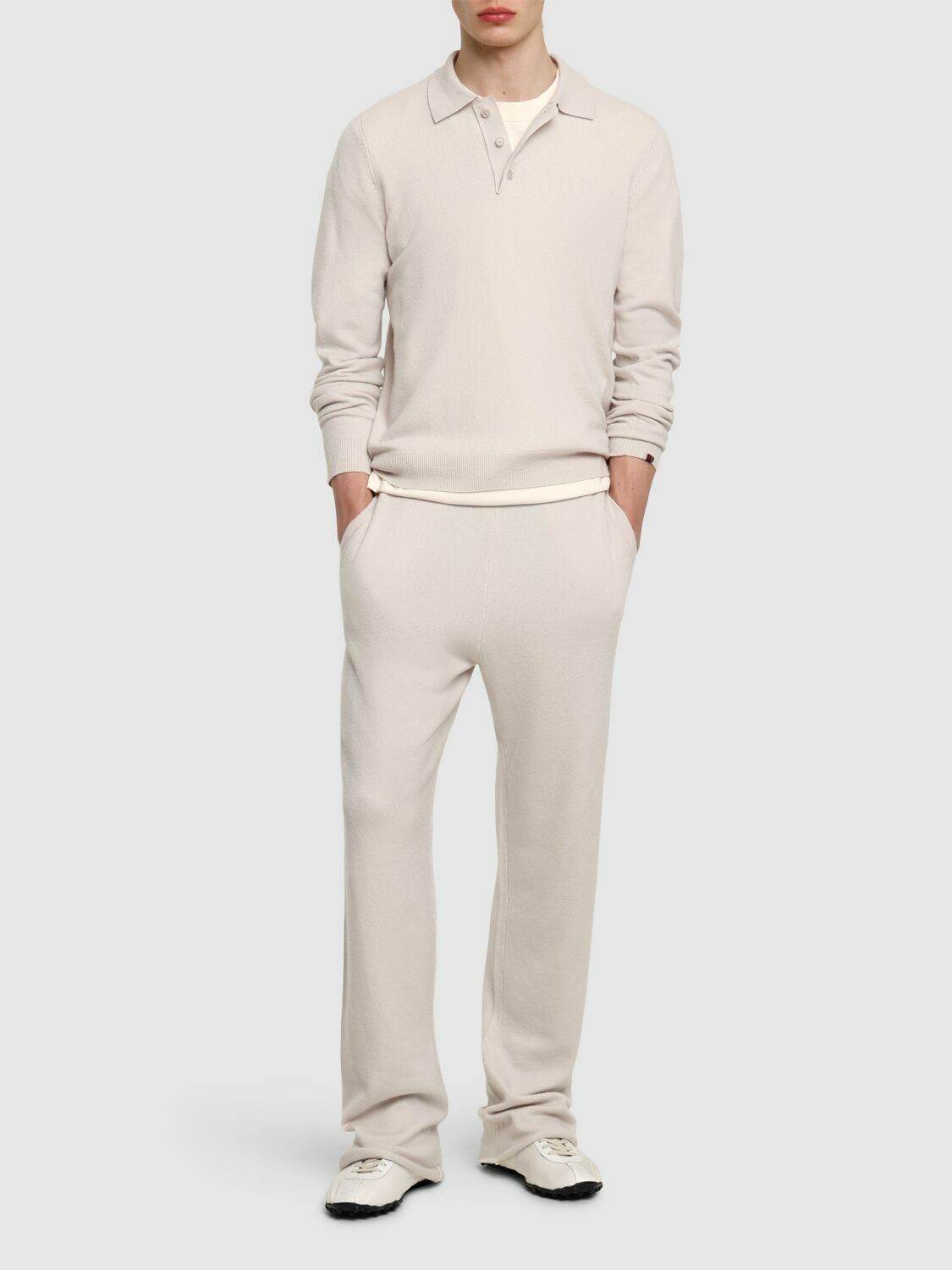 EXTREME CASHMERE N320 Rush Straight Leg Pants