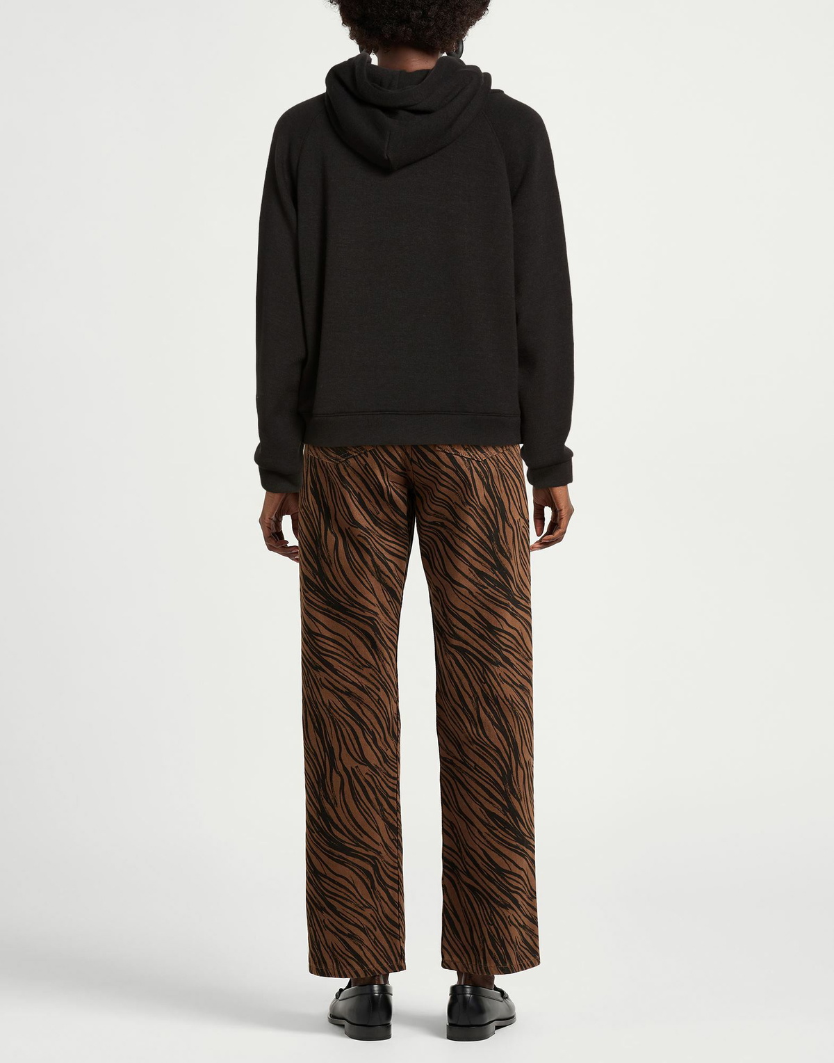 Berna Womens Sweater in Black