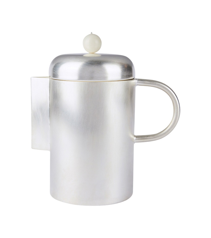 Photo: Natalia Criado Simple Coffee jug