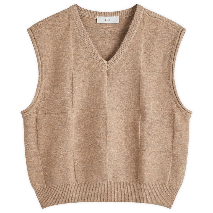 Photo: DUNST Women's Essential Knit Vest in Camel