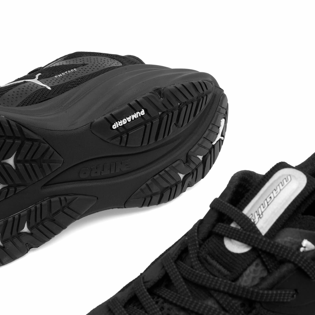 Puma Magnify NITRO 3 Sneaker in Black/Silver