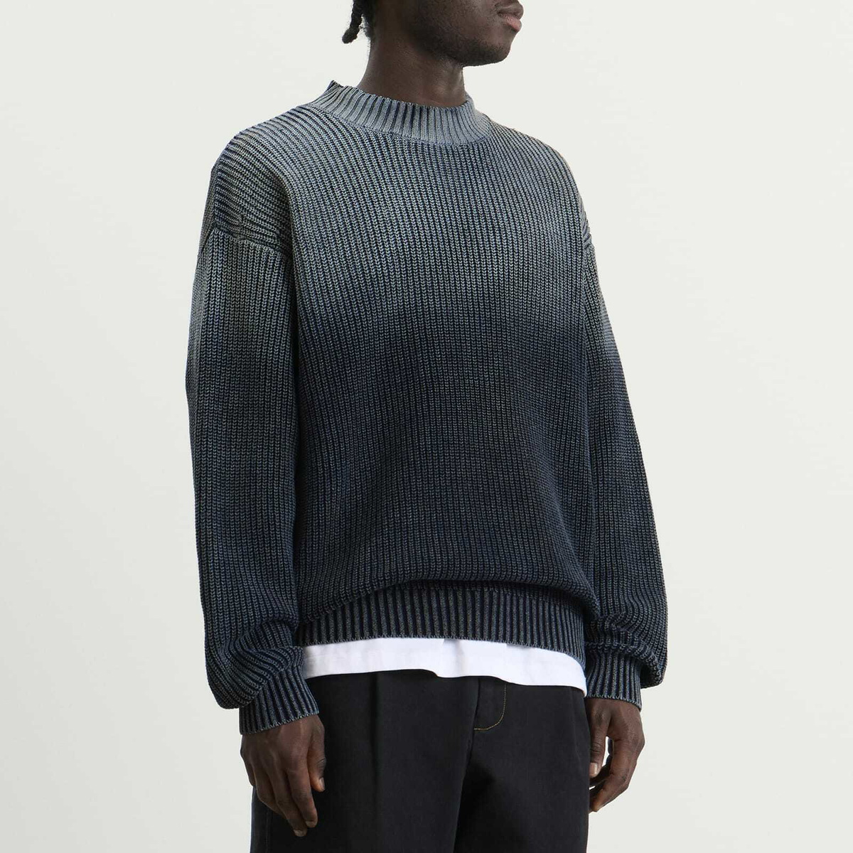 Bound Men's Spray Wash Cropped Knit Jumper in Midnight Blue