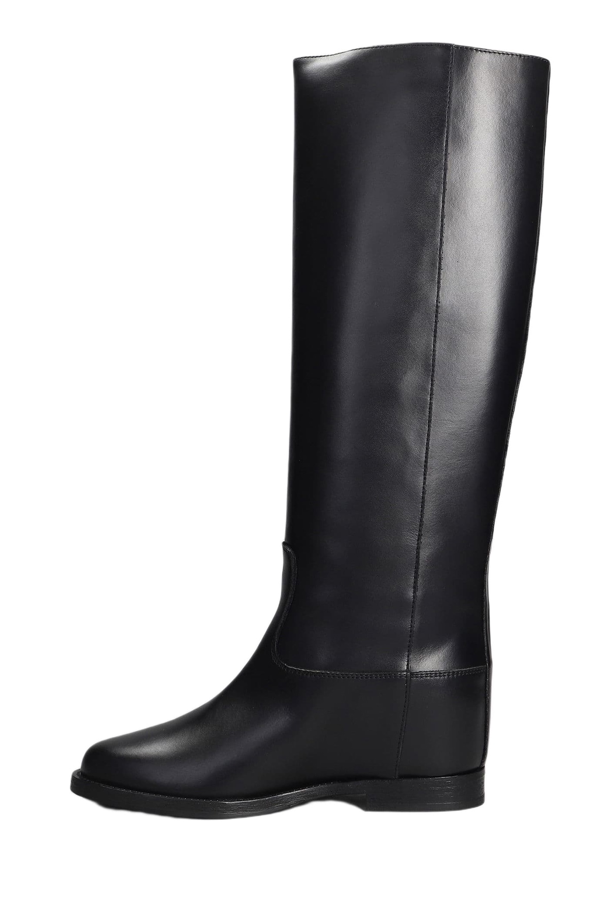 Via Roma 15 In Black Leather