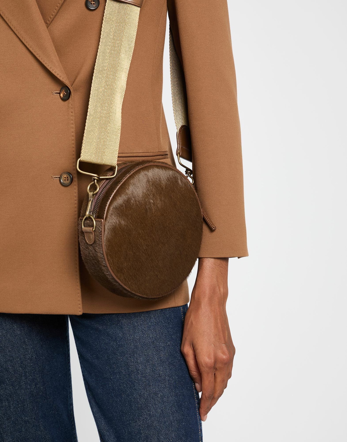 Uma Wang Womens Cross-body bag in Brown