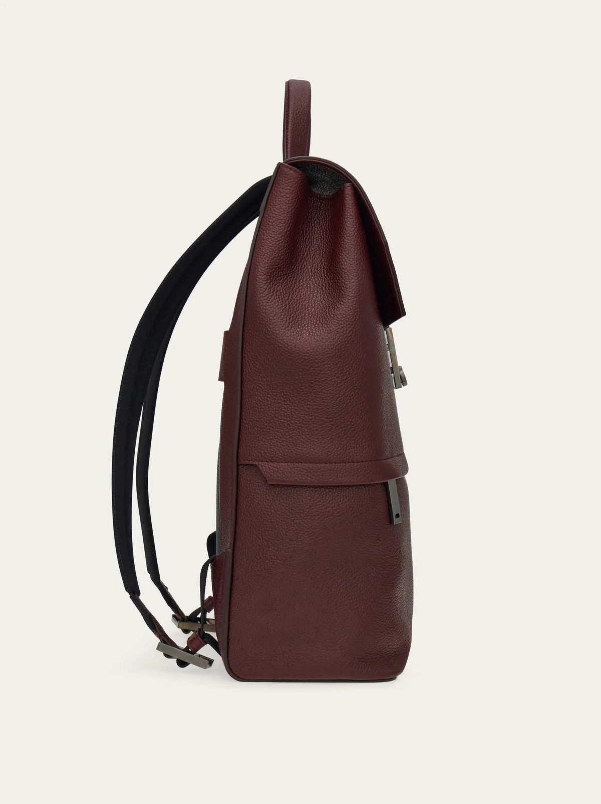 Ferragamo Mens Hug buckle backpack in Red