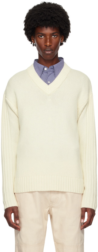 Photo: LISA YANG Off-White Dan Sweater