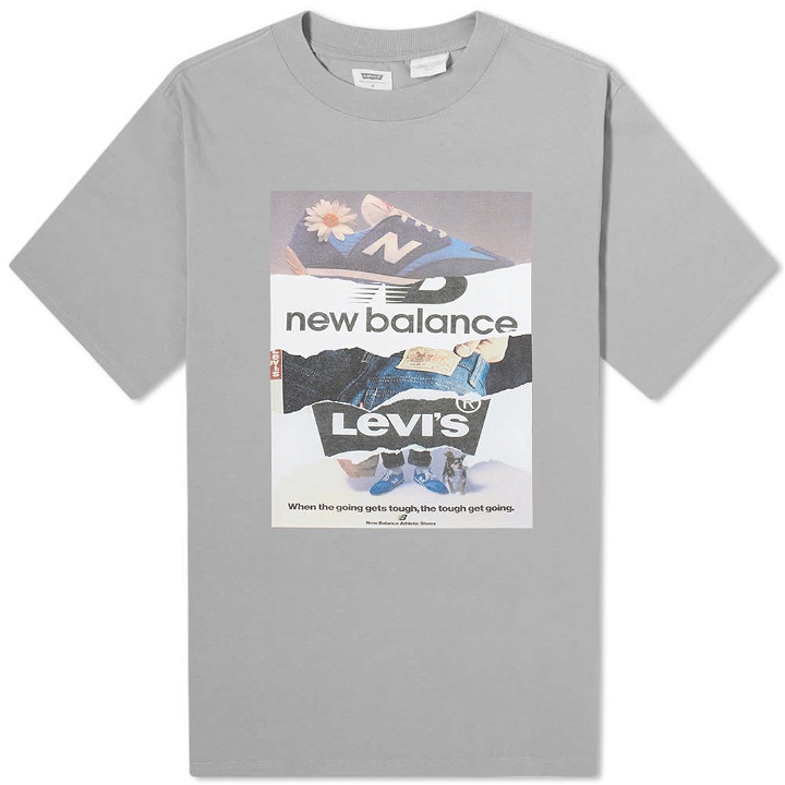 Photo: Levi's x New Balance Graphic tee