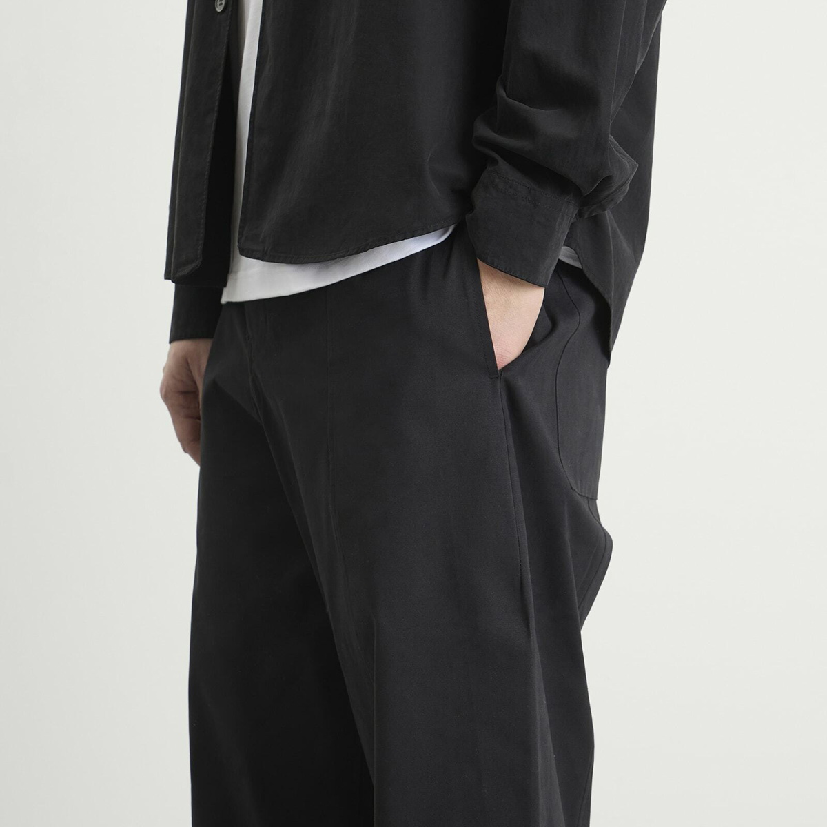 Sage Nation Men's Welt Wide Leg Trouser in Black