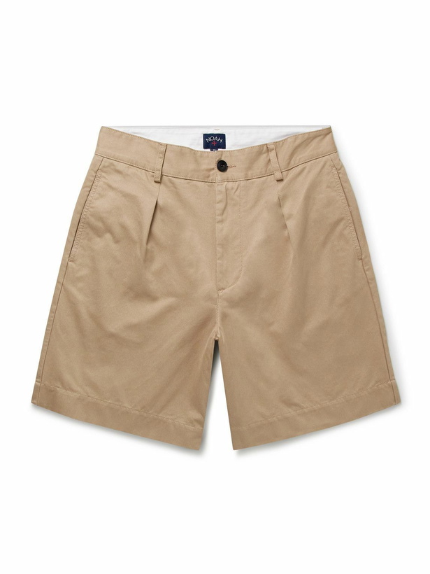 Photo: Noah - Wide-Leg Pleated Peached Cotton-Twill Shorts - Neutrals