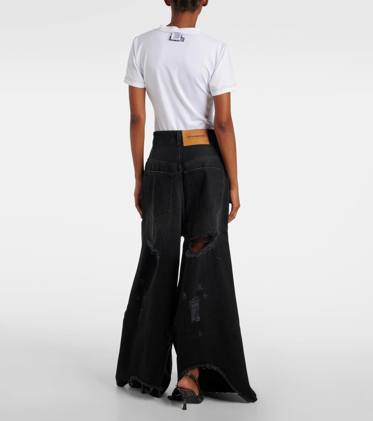 Vetements Big Shape distressed wide-leg jeans Vetements