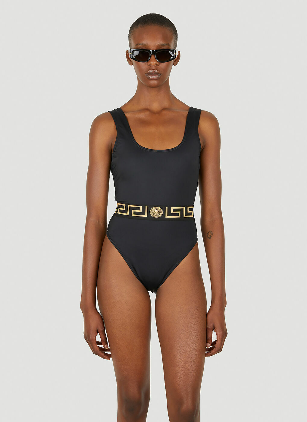【ラグジュアリーを日常に】VERSACE ワンピース水着 ブラック Versace ワンピース 水着 スイムスーツ 黒 ヴェルサーチ
