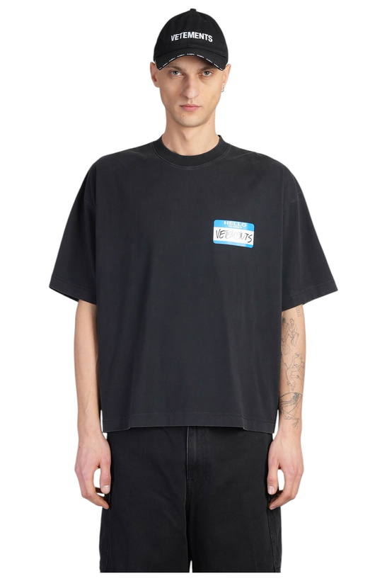 Photo: VETEMENTS T-shirt In Black Cotton