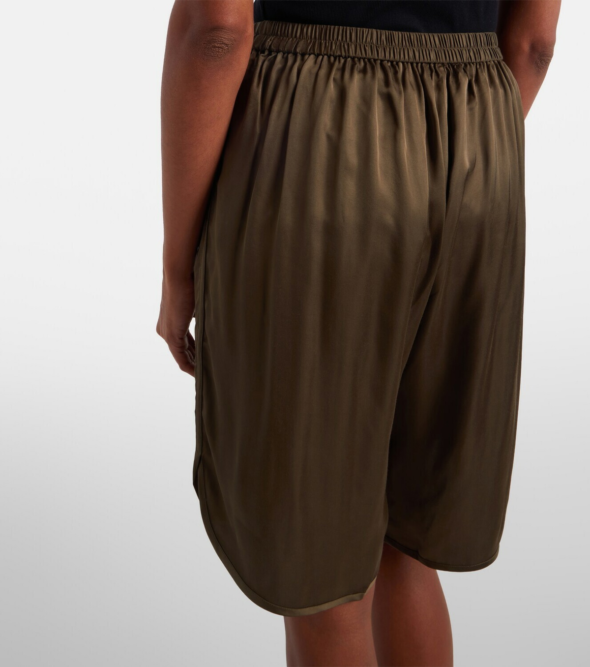 The Frankie Shop Nelis satin Bermuda shorts