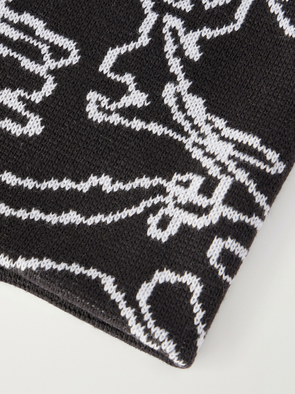 Blue Blue Japan - Cloud Sea Jacquard Beanie - Black