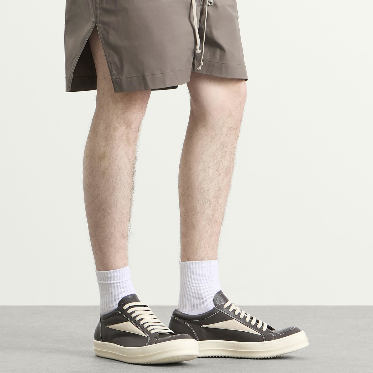Rick Owens Men's Leather Vintage Sneaks in Drkdust/Milk/Milk