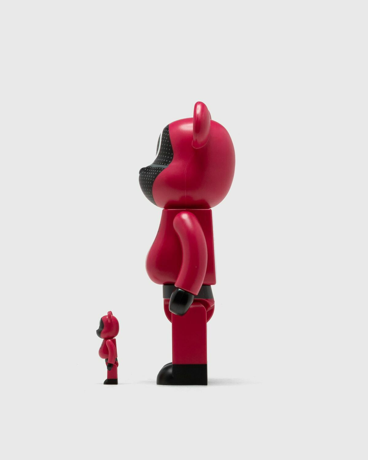 Medicom Bearbrick 400% Squid Game Worker 2 Pack Red Toys Medicom