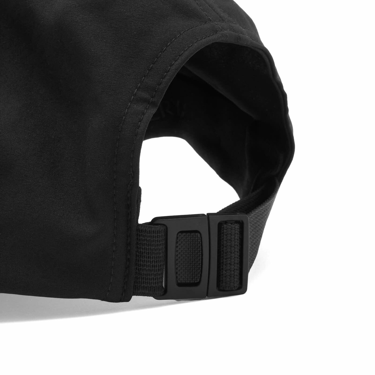 Arc'teryx Small Bird Hat in Black Arc'teryx