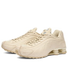 Nike Shox R4 SP Sneaker in Natural/Metallic Silver