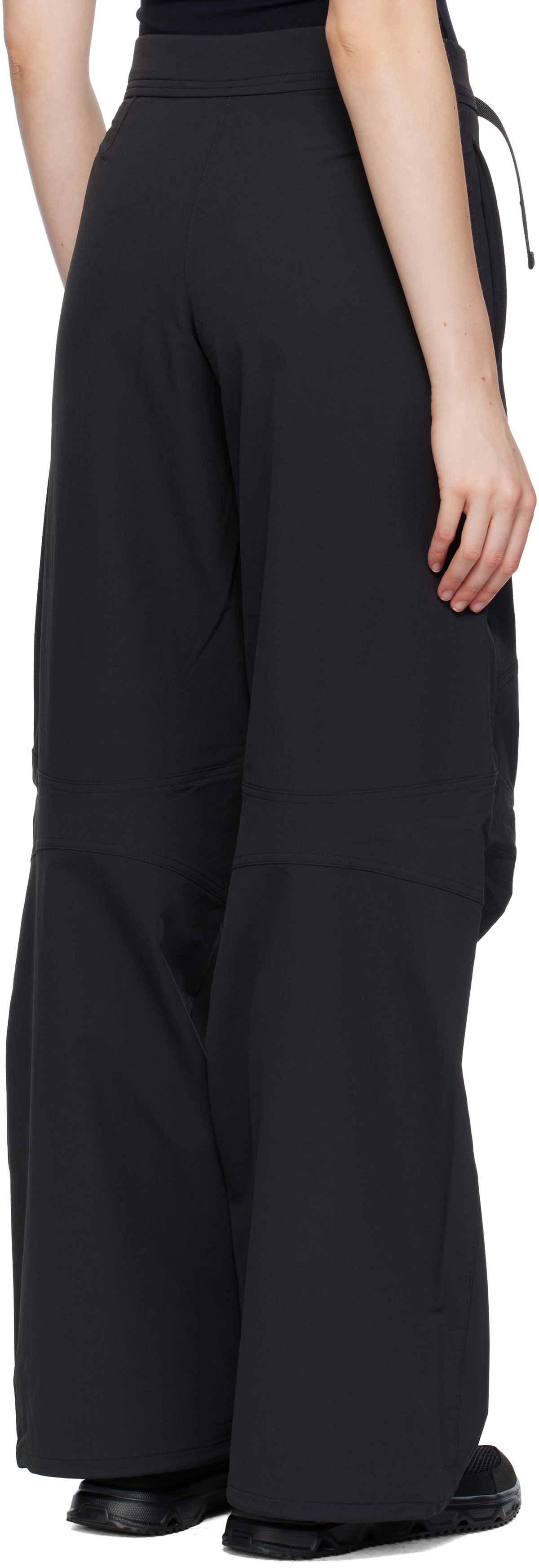 ROA Black Shaped Knee Sport Pants