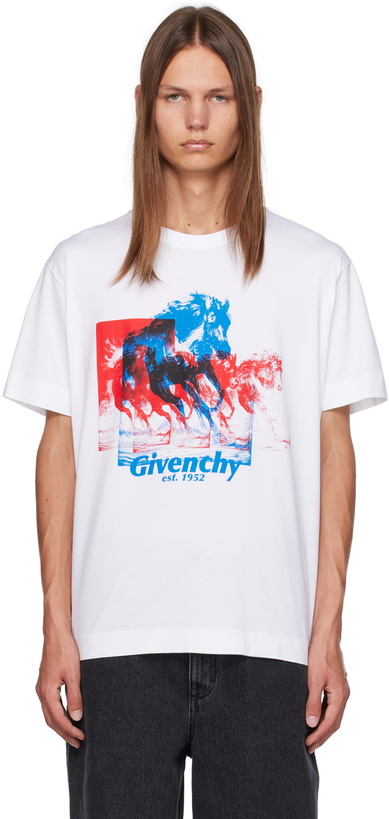 Photo: Givenchy White Classic T-Shirt