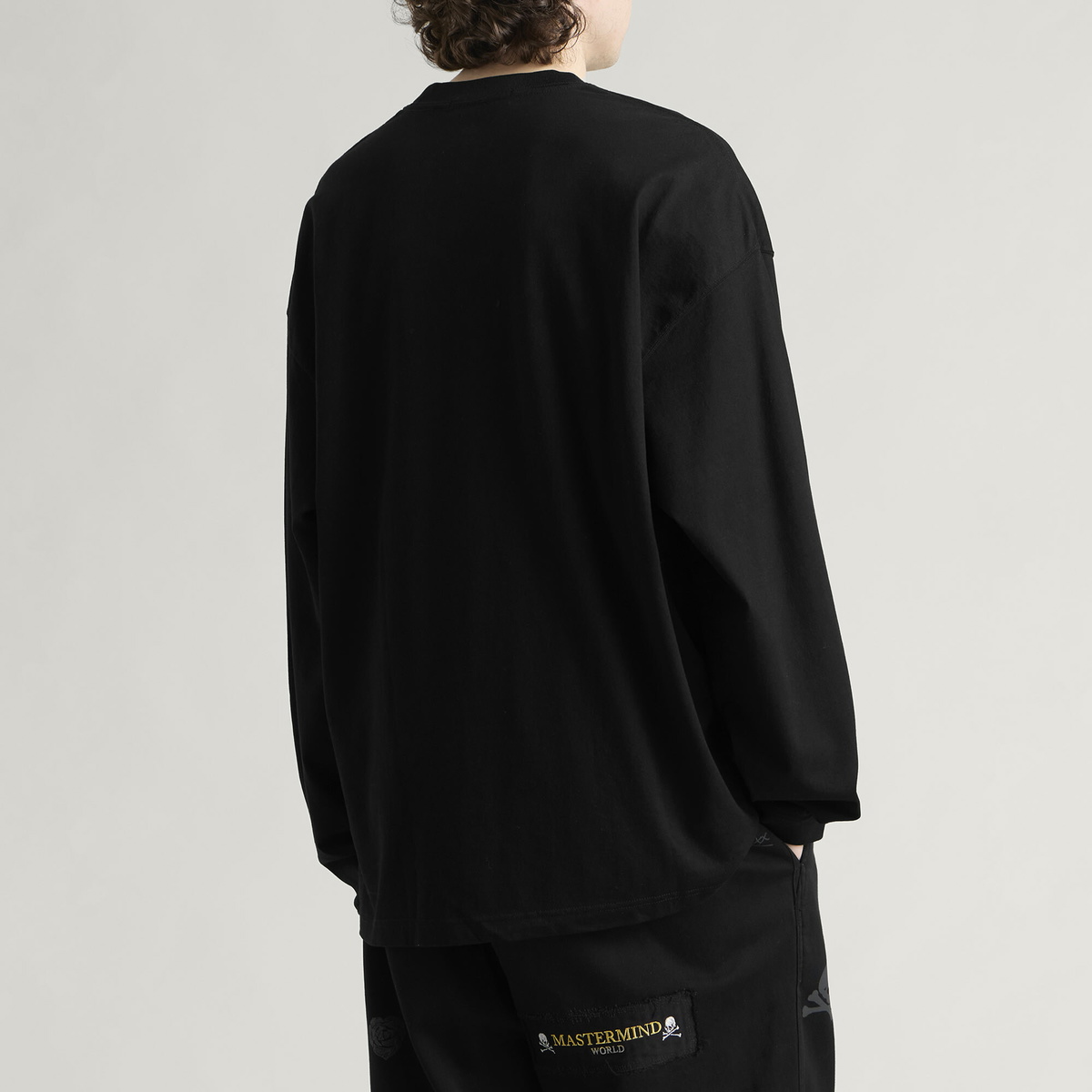 MASTERMIND WORLD Men's Neon Logo Long Sleeve T-Shirt in Black