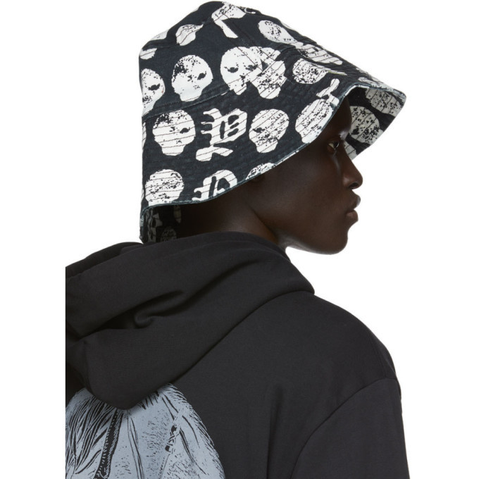 Vyner Articles Black and White Salmiakki Print Bucket Hat Vyner