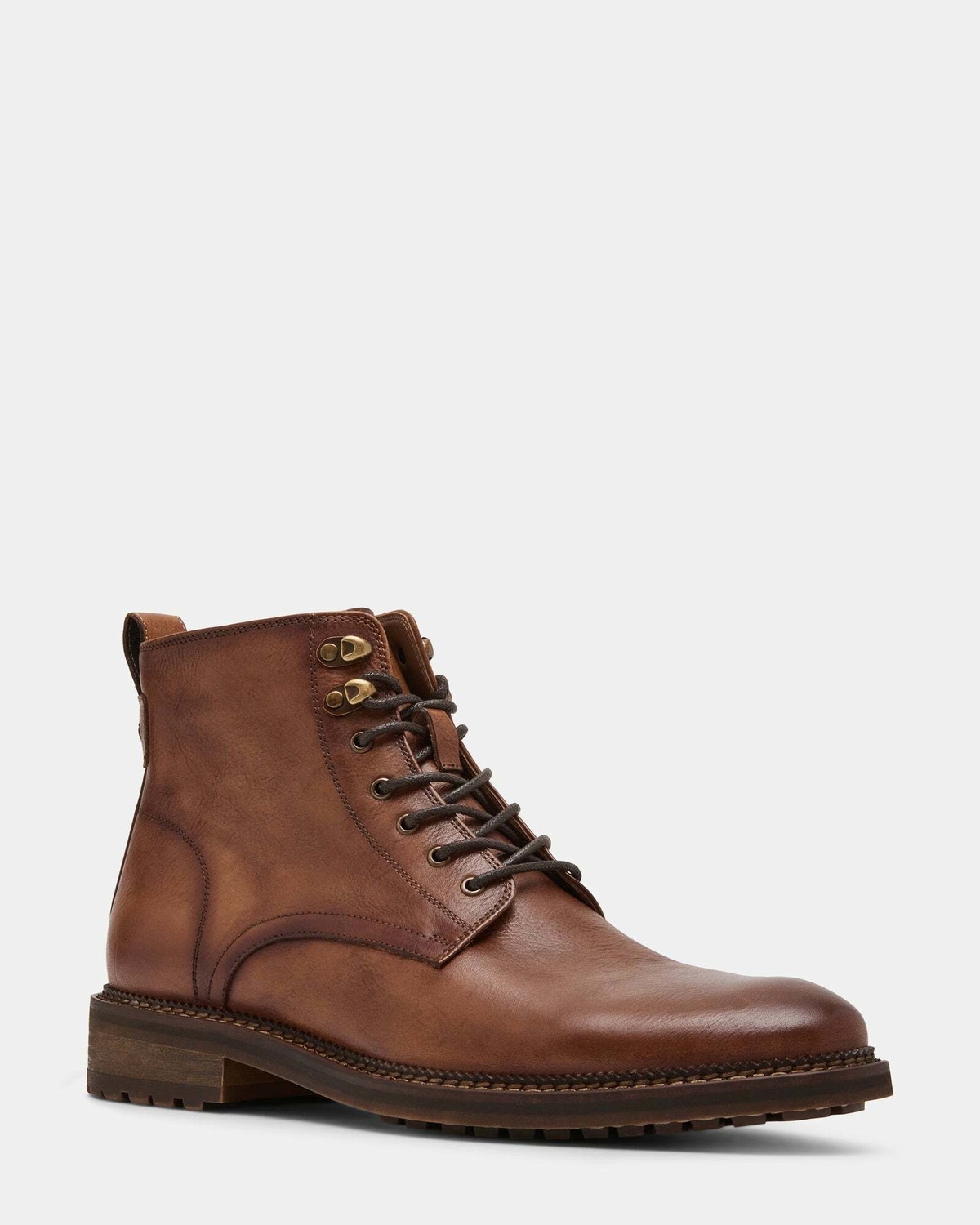 Steve Madden Noby Boots in Tan